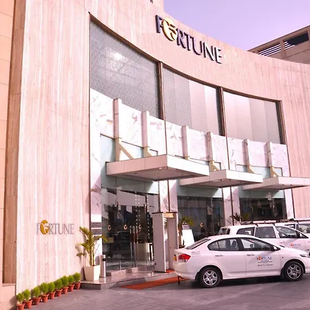 Fortune Sector 27, Noida - Member Itc Hotels' Group-3