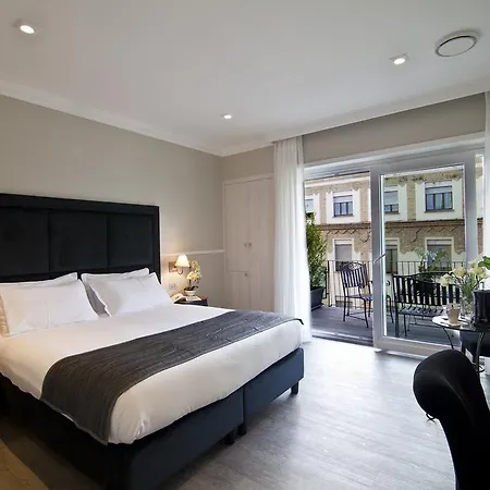 Seven Suites-2