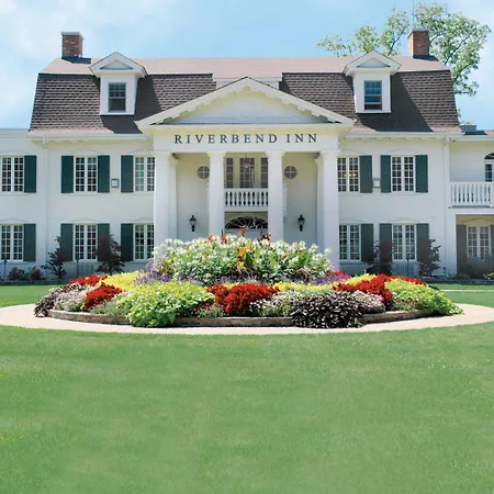 Riverbend Inn & Vineyard-3