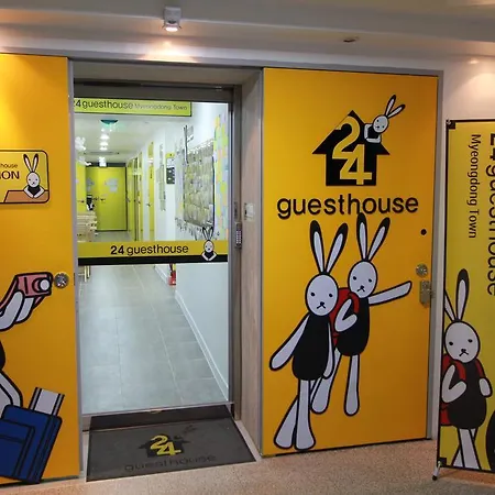 24 Guesthouse Myeongdong Town-3