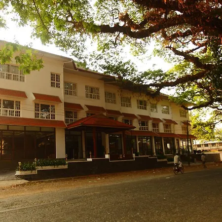 No. 18 Hotel-2