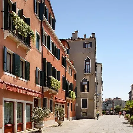 Palazzo Del Giglio-2