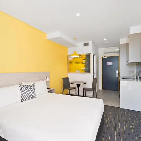 Value Suites Green Square-2