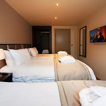 La Reserve Aparthotel Manchester-3