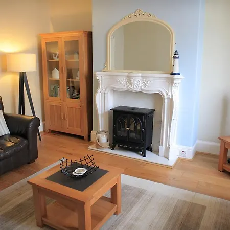 Elizabeth House-2