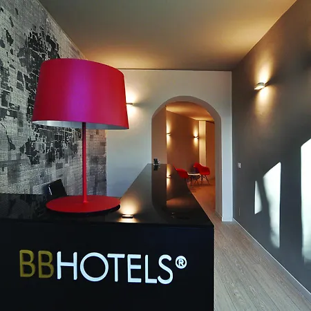 Bb Hotels Aparthotel Citta Studi-3