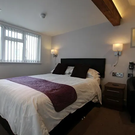 Farnham Hotel-2
