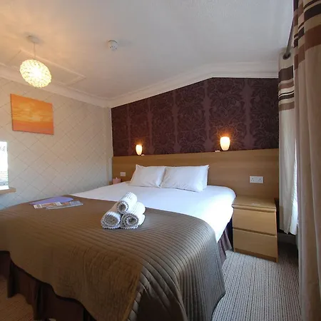 Chiltern Guest House-3