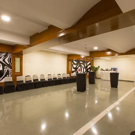 Viva Hotel Near Madgaon Railway Station-2