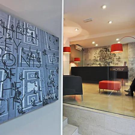 Bb Hotels Aparthotel Visconti-3
