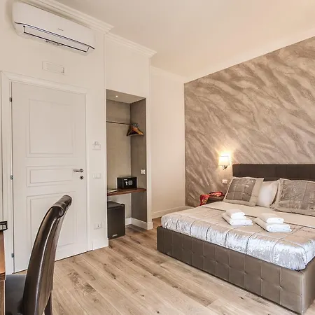 River Luxury Suites-2