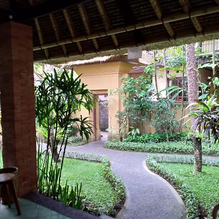 Ubud Lestari Bungalows-2