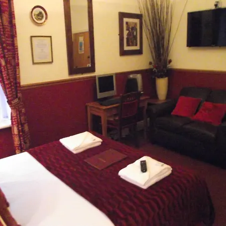 The Molly House-3