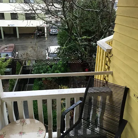Barclay House Bed And Breakfast-3