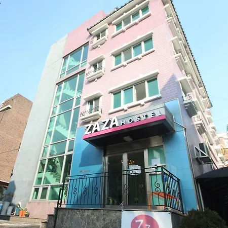 Zaza Backpackers Hostel-3