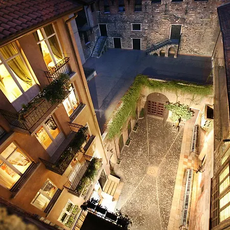 Relais Balcone Di Giulietta-2