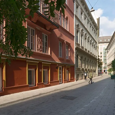 Bastion Hotel Budapest-2