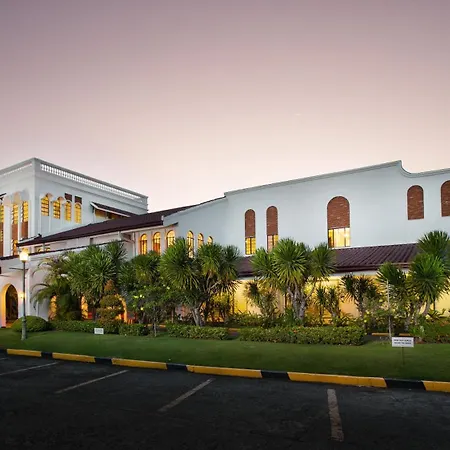 Montebello Hotel, Cebu-2
