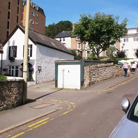 Anglesey House-3