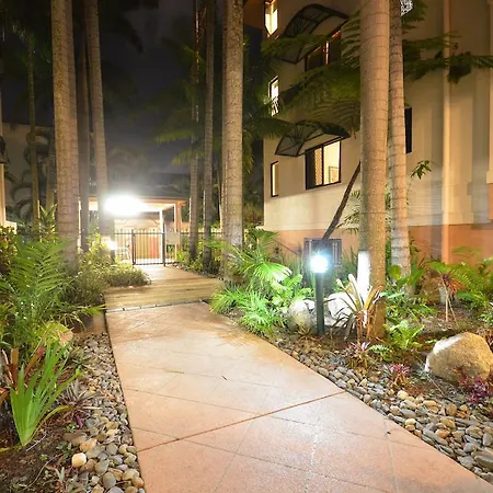 Grosvenor In Cairns-3