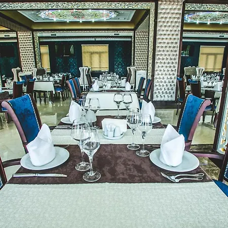 Emerald Hotel Baku-2