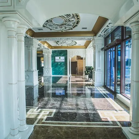 Emerald Hotel Baku-3