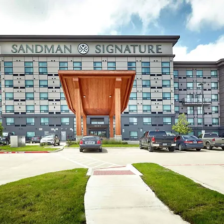 Sandman Signature Plano-Frisco Hotel-2