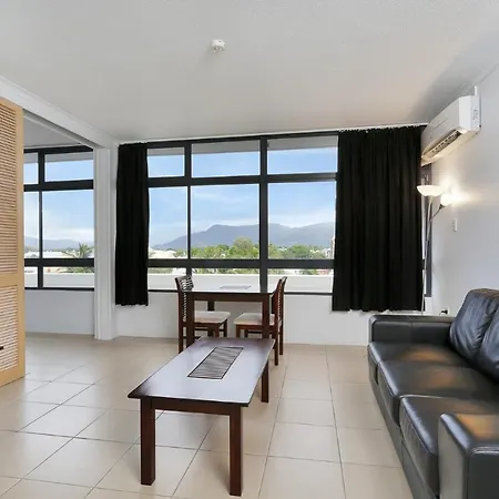 Alivio Hotel Cairns-2