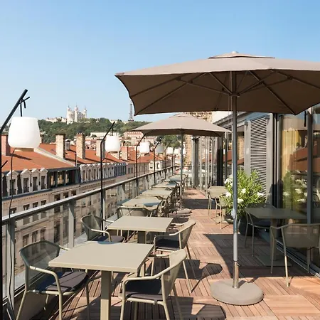 Maison No - Hotel Et Rooftop-3