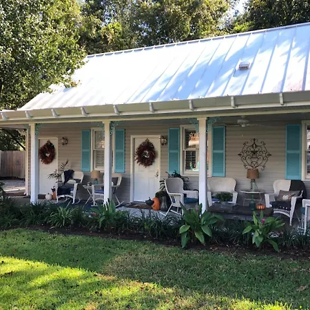 Caroline'S Bed And Breakfast-3