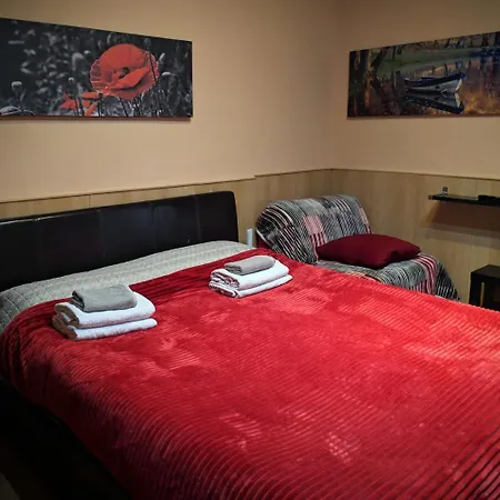 Gina B&B-3
