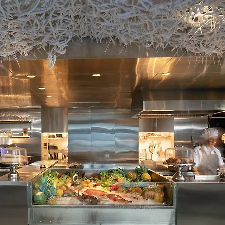 Ducassi Suites Beach Club & Spa Rooftop Pool-2