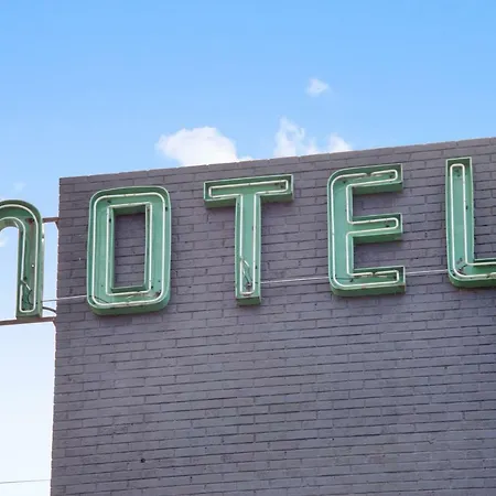 The Ben Louie-2