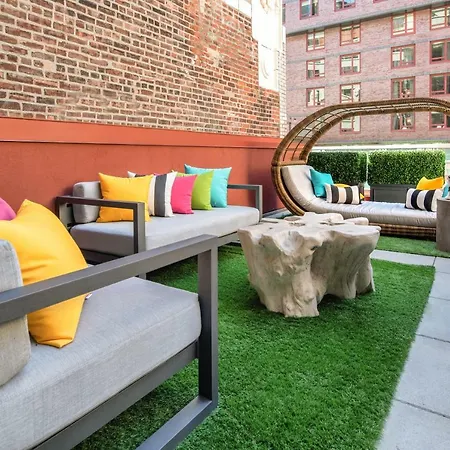 Staypineapple, An Artful Hotel, Midtown New York-2