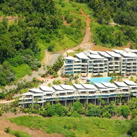 Azure Sea Whitsunday Resort-2
