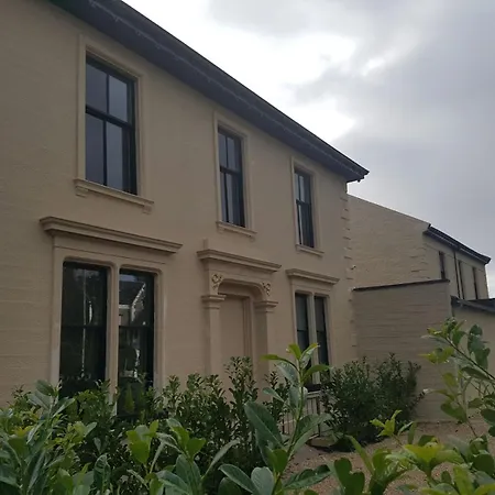 Crosshill House-3