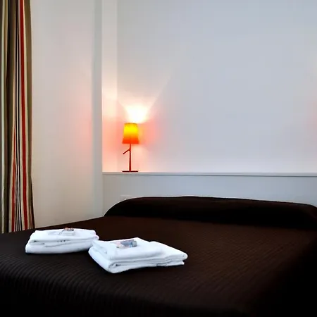 Bb Hotels Aparthotel Bocconi-2