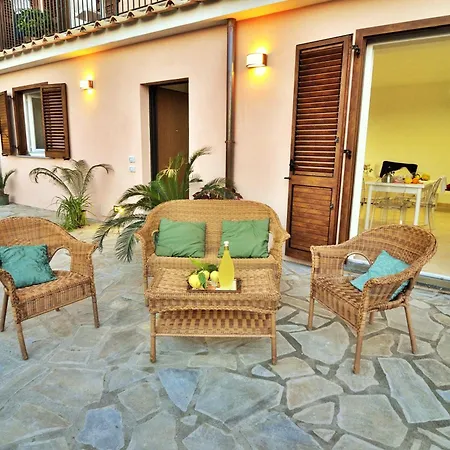 Lemon Flats Sorrento-2
