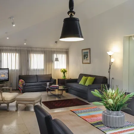 Rafael Residence Boutique-2