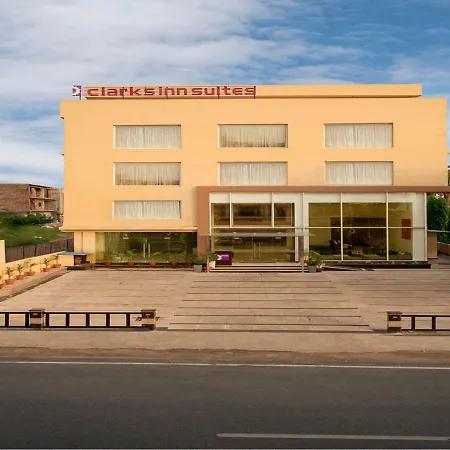 Clarks Inn Suites Katra-3