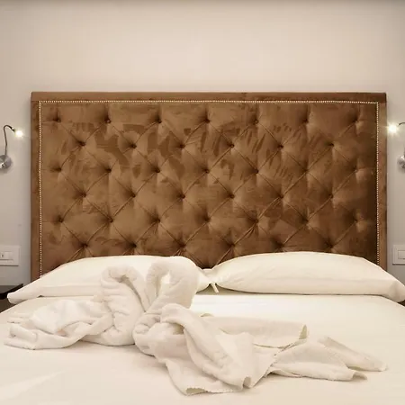 Vivaldi Luxury Suites-2