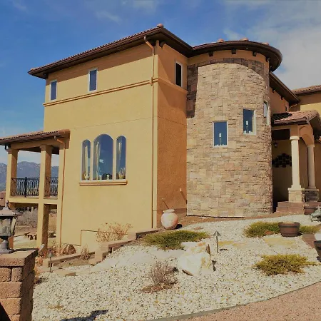 Chateau Du Pikes Peak, A Tuscany Retreat-2