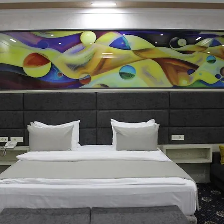 Erebuni Hotel Yerevan-3