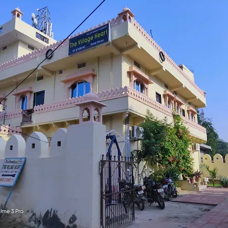 Hotel The Village Heart-3