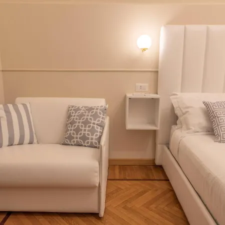 Vatican Palace Suites By Premium Suites Collection-2