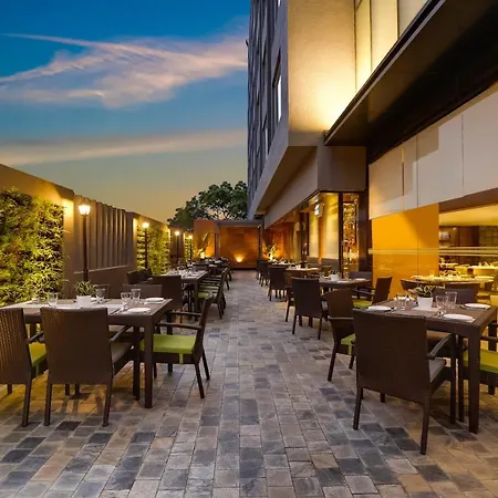 Lemon Tree Hotel Viman Nagar Pune-2