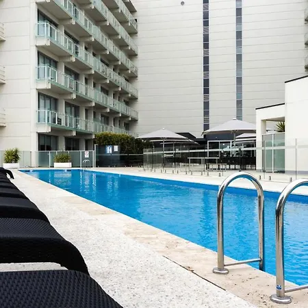 Tasha'S Apartments On Warwick-3