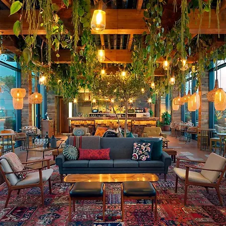 Treehouse Hotel London-3