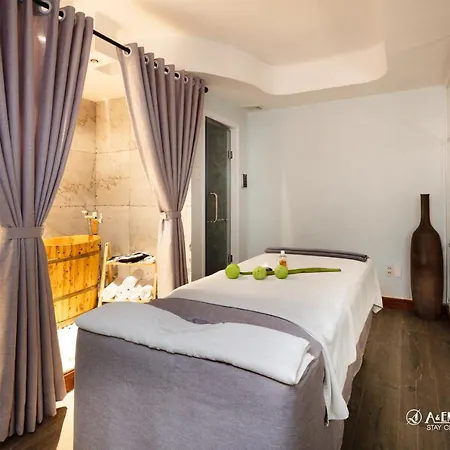 A&Em Signature Hotel-2