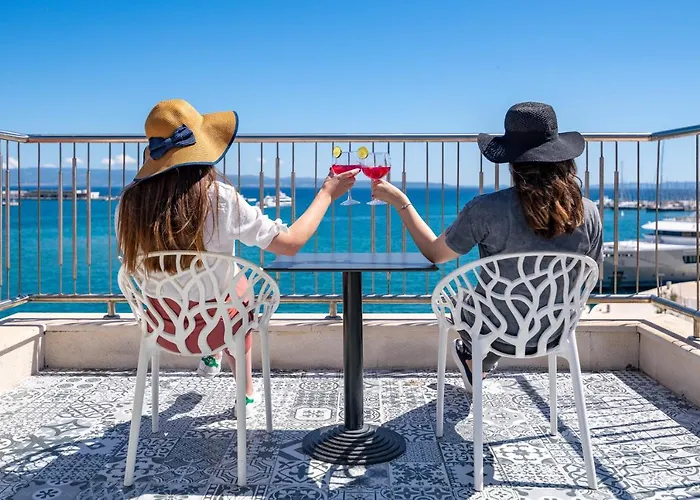 Galeria Valeria Seaside Downtown - Mag Quaint & Elegant Boutique Hotels Split